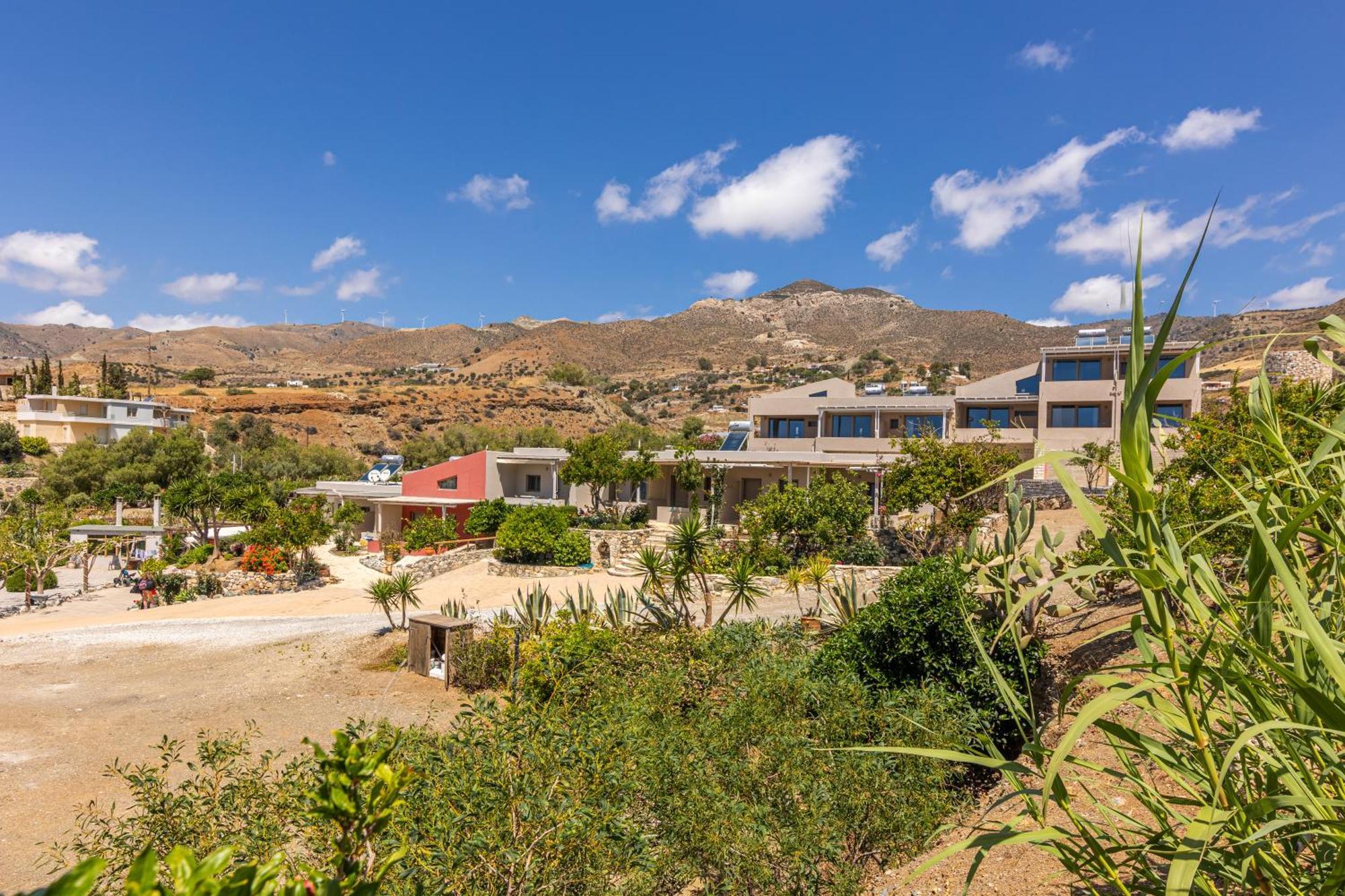 Mythos Village Diskos Léntas Exteriör bild